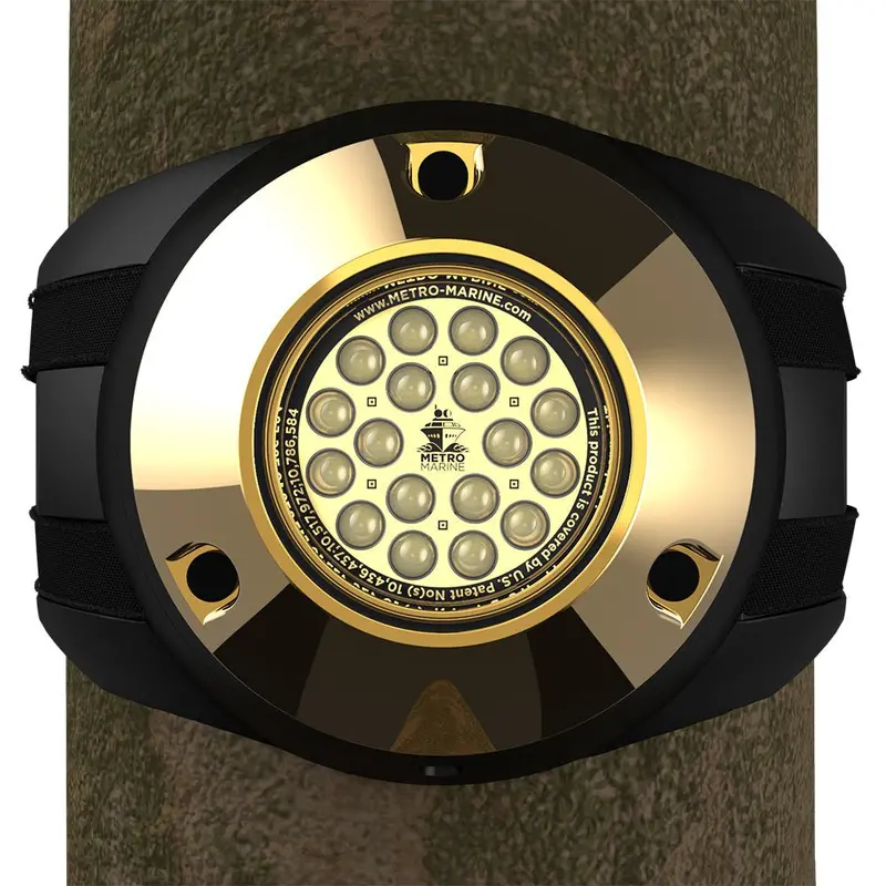 Metro Marine High-Output Piling Mount Underwater Light W/Intelligent Monochromatic Leds - White, 45 Beam [F-Pmr1-W3-45] 1