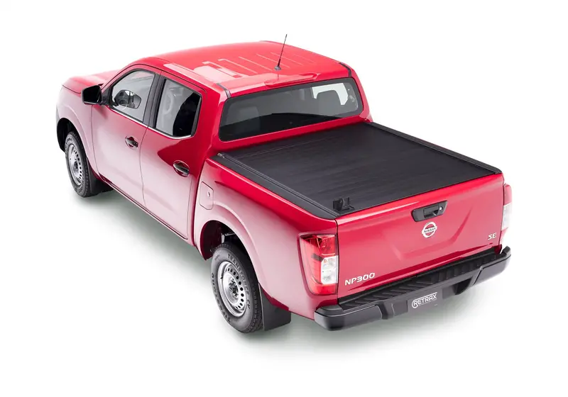 Retraxpro Mx-16-22 Titan King Tonneau Cover – 8'2" Hard Roll-Up Design 1